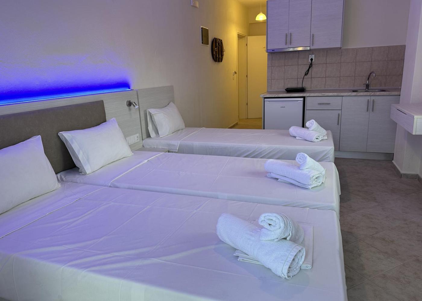 Oasis Blue Inn Лептокария Екстериор снимка